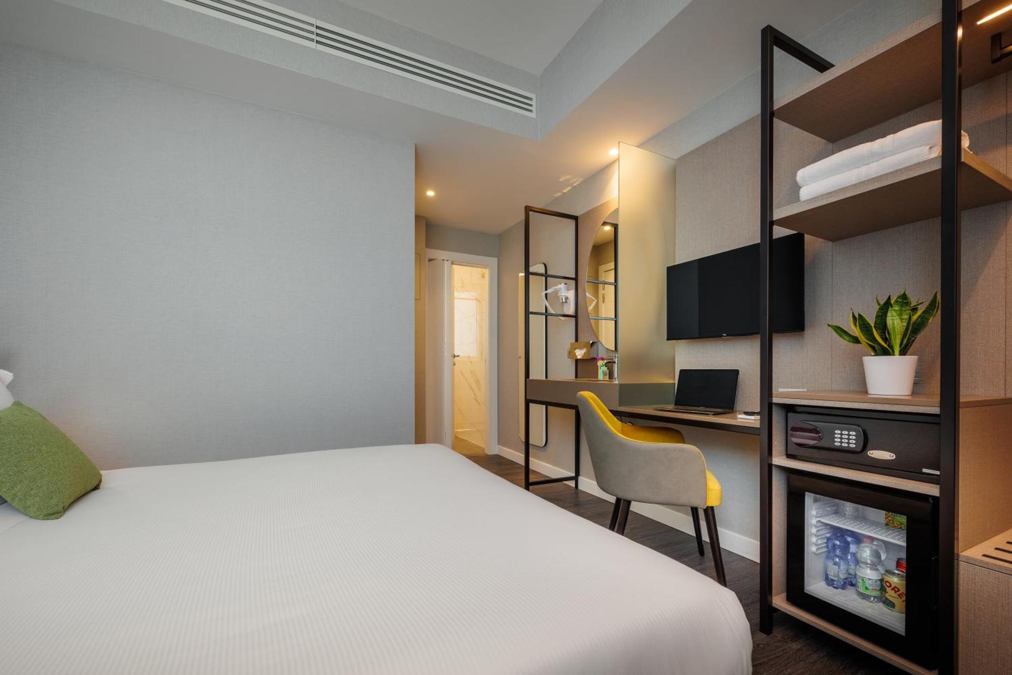 Ih Hotels Milano Centrale Luaran gambar