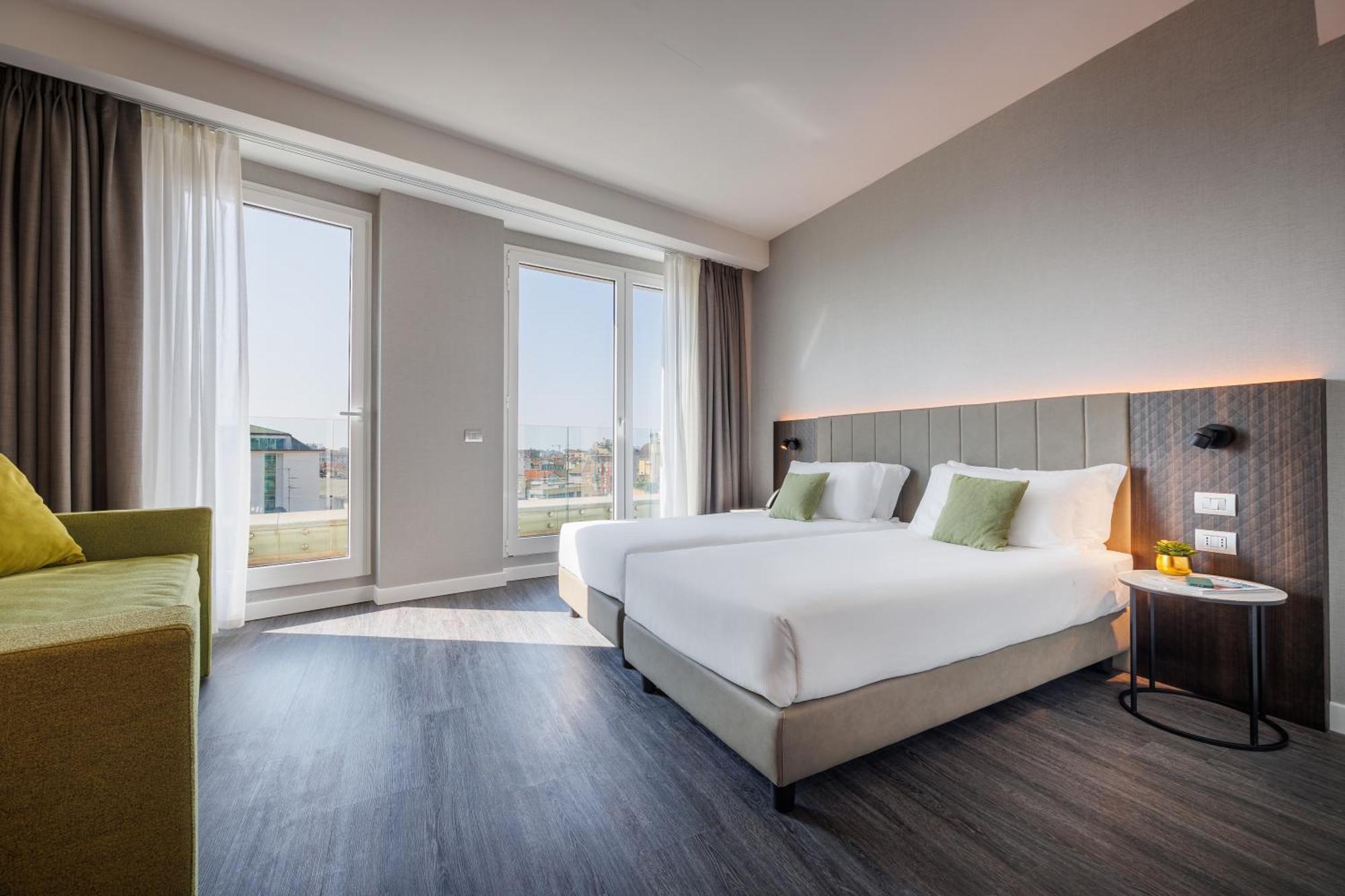 Ih Hotels Milano Centrale Luaran gambar