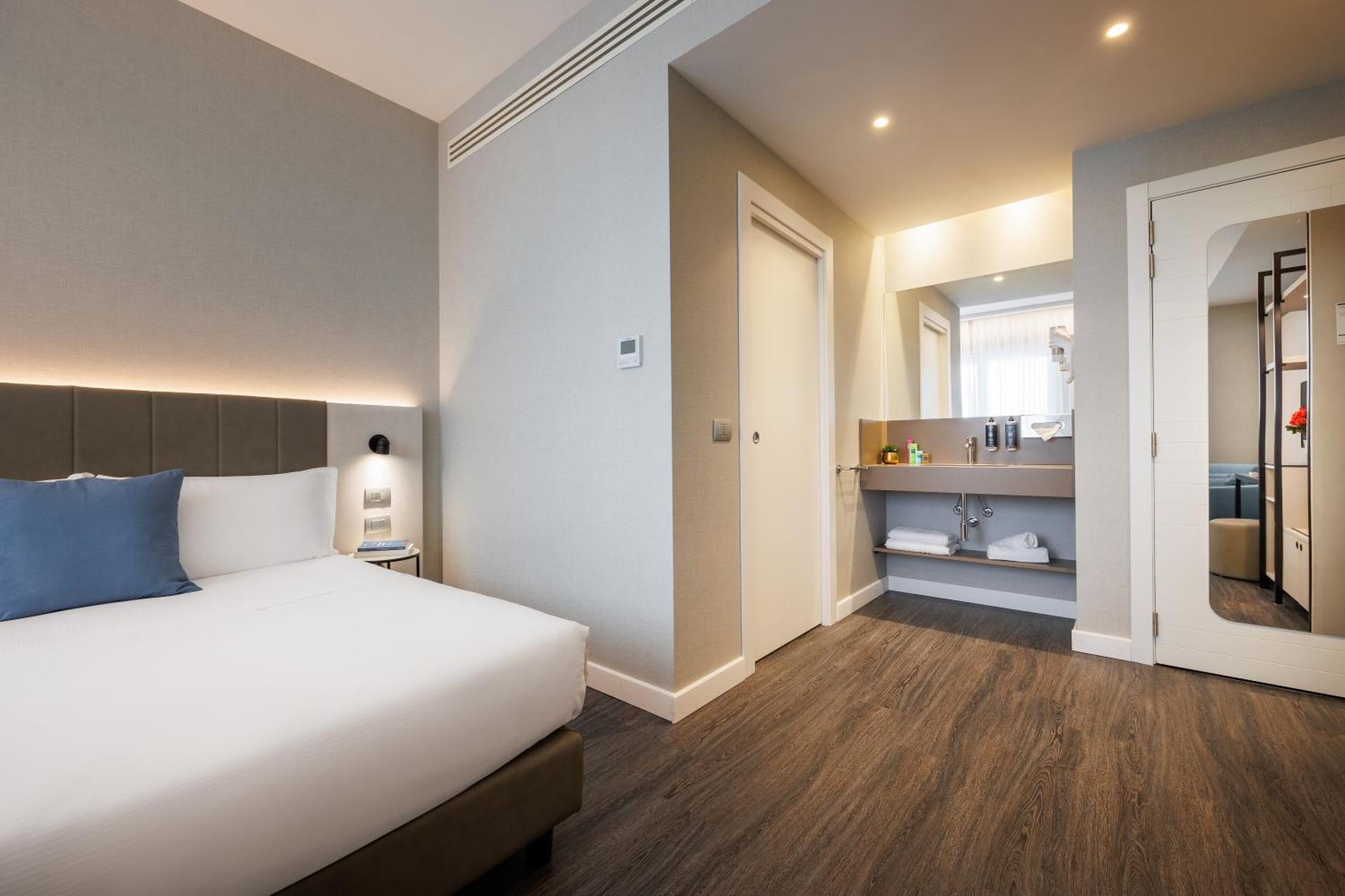 Ih Hotels Milano Centrale Luaran gambar