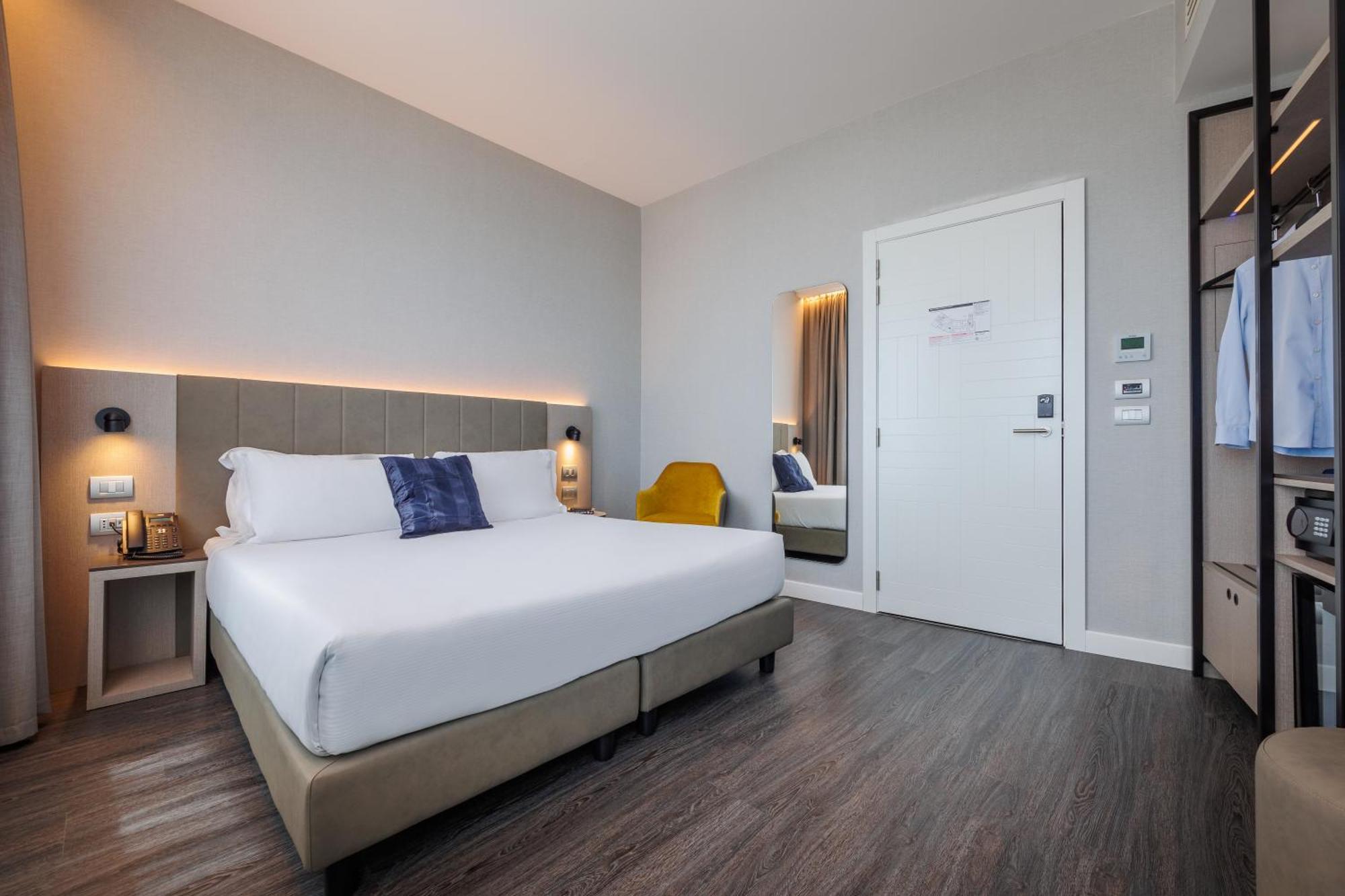 Ih Hotels Milano Centrale Luaran gambar